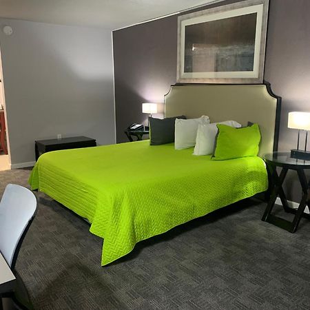 R Nite Star Inn And Suites -Home Of The Cowboys & Rangers Arlington Exteriör bild