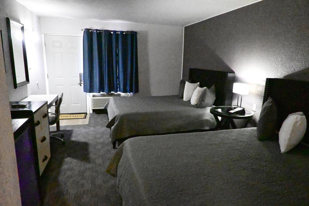 R Nite Star Inn And Suites -Home Of The Cowboys & Rangers Arlington Exteriör bild