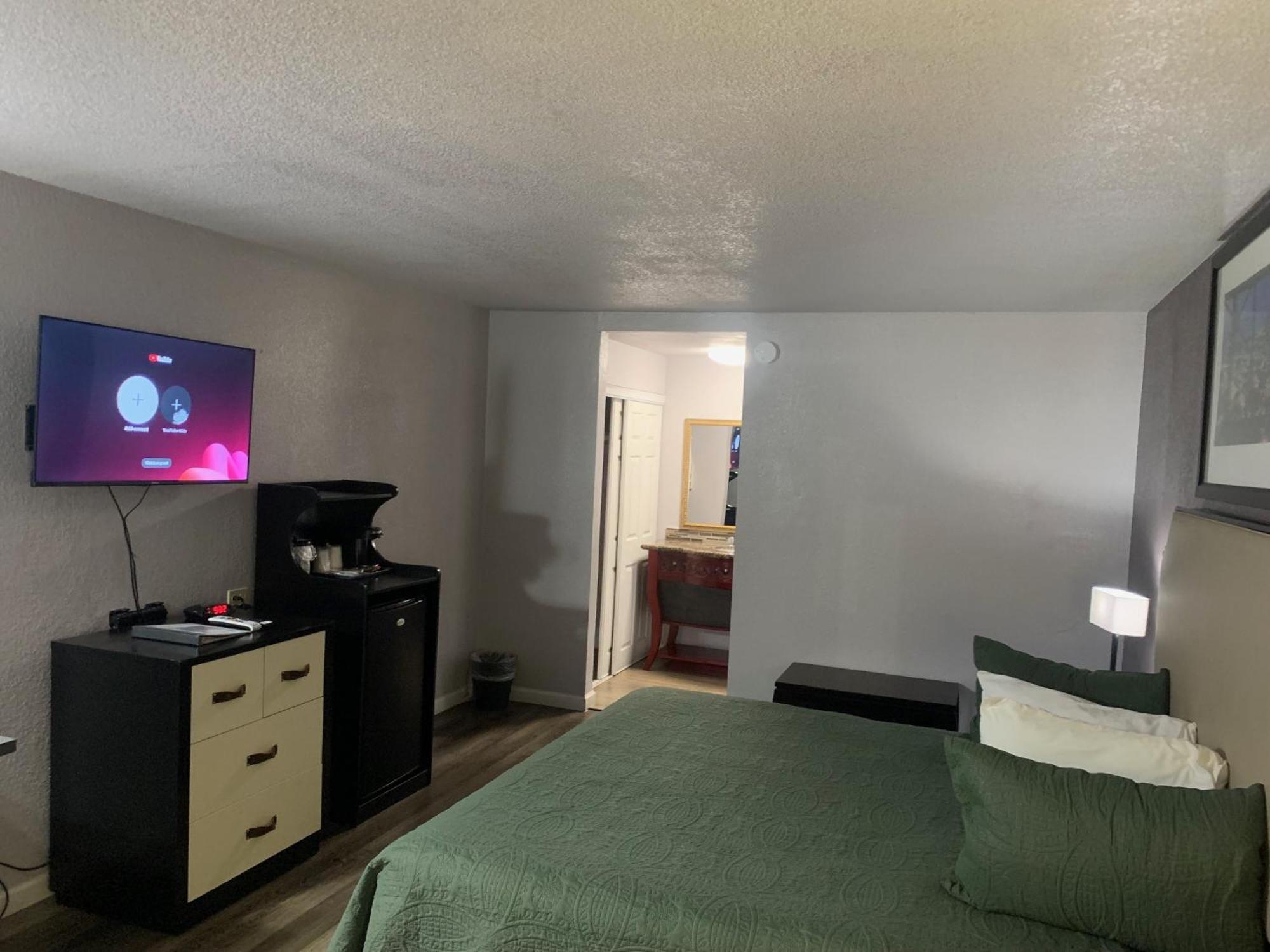 R Nite Star Inn And Suites -Home Of The Cowboys & Rangers Arlington Exteriör bild
